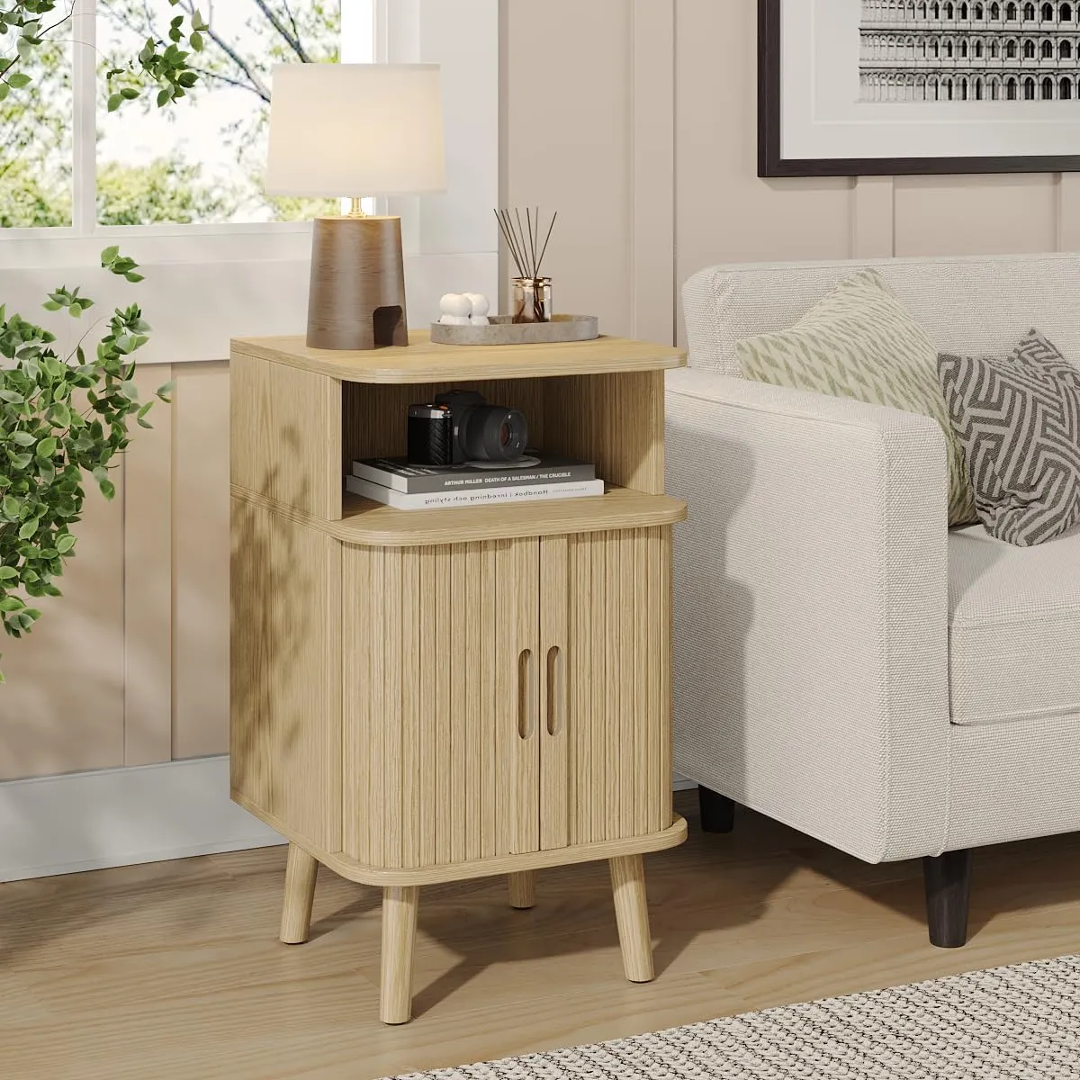 Alohappy Mid Century Modern End Table, Fluted Wood Nightstand with Sliding Tambour Door, Curved Round Edge Side Table with Storage Cabinet for Bedroom, Living Room, Natural Oak