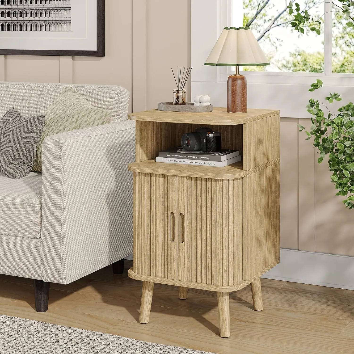 Alohappy Mid Century Modern End Table, Fluted Wood Nightstand with Sliding Tambour Door, Curved Round Edge Side Table with Storage Cabinet for Bedroom, Living Room, Natural Oak