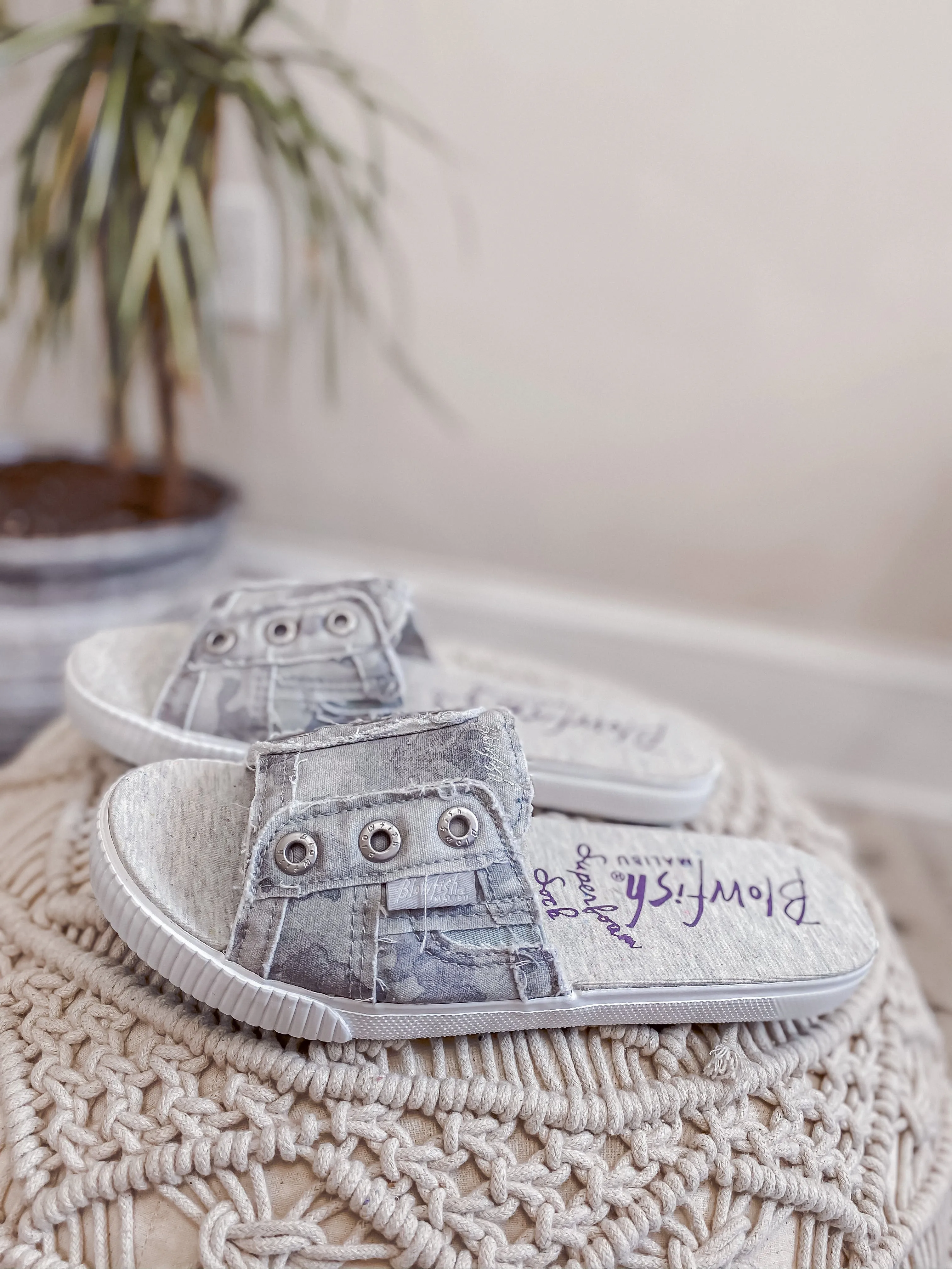 Blowfish Gray Splatter Camo Fresco Slide Sandal