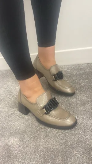 CHARLIZ TAUPE