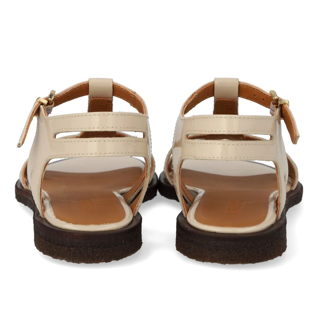 Classic strappy sandal