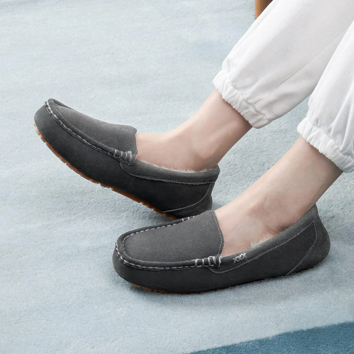DREAM PAIRS Women's Fuzzy House Slippers Cozy Faux Fur Micro Suede Moccasins Slip on Loafer Shoes for Indoor and Outdoor
