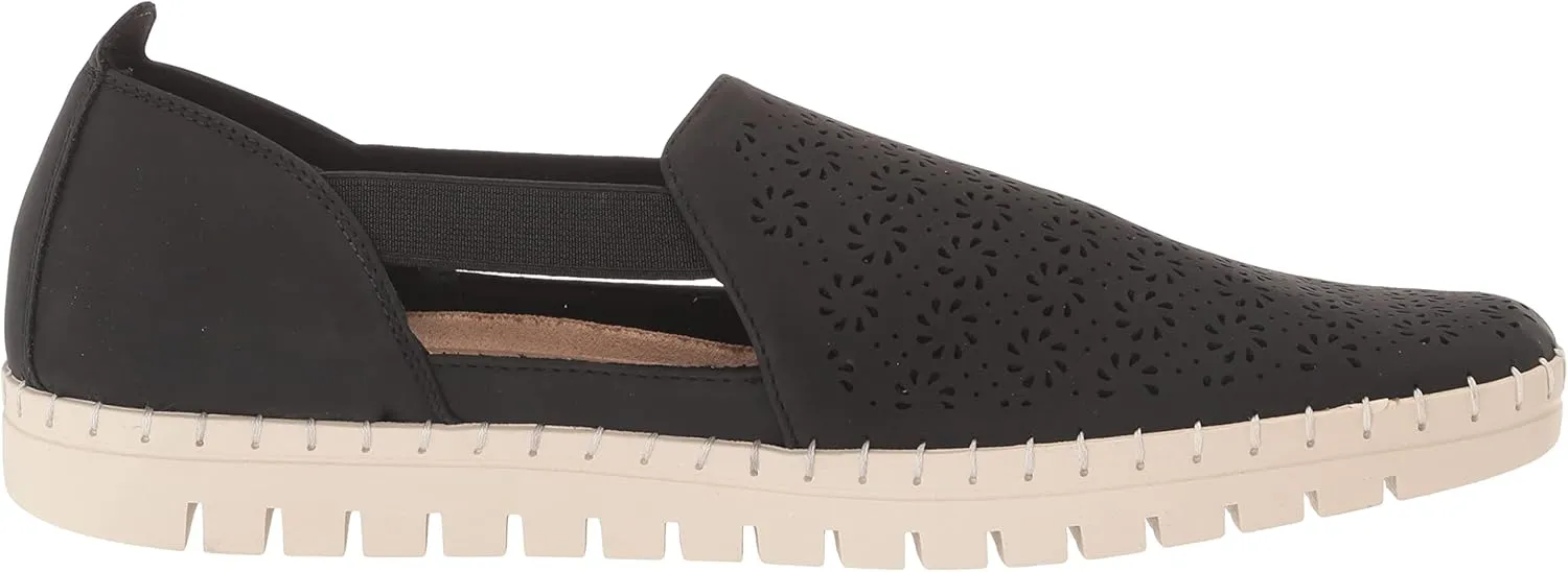 Easy Street Women's Megafresh Sneaker