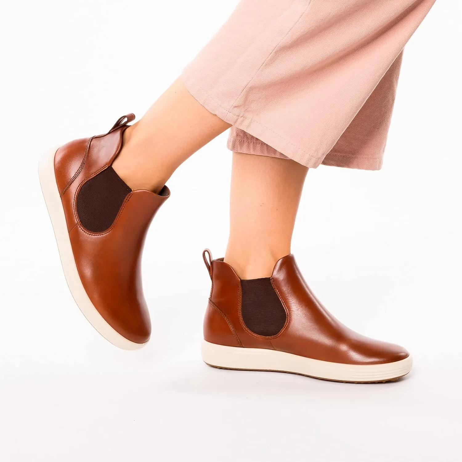 ECCO Women's Soft 7 Chelsea Ankle Boot