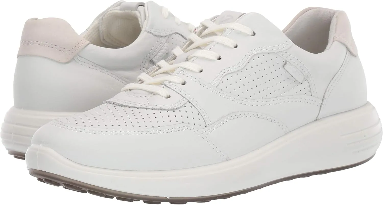 ECCO Women's Soft 7 Runner Sneaker