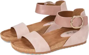 Eurosoft by Sofft Women's Ginney Flat Sandal