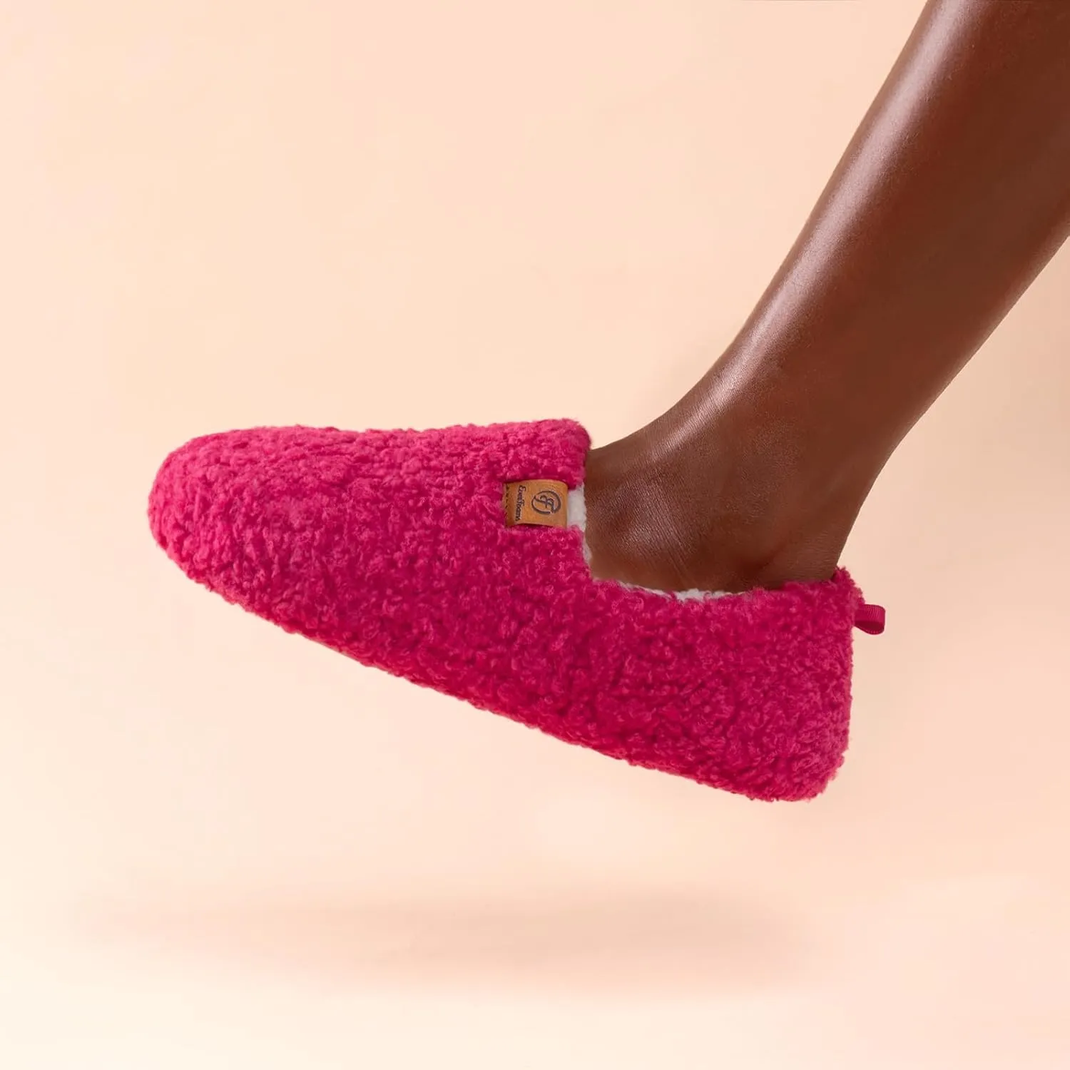 EverFoams Women’s Soft Curly Full Slippers Memory Foam Lightweight House Shoes Cozy Loafer with Polar Fleece Lining