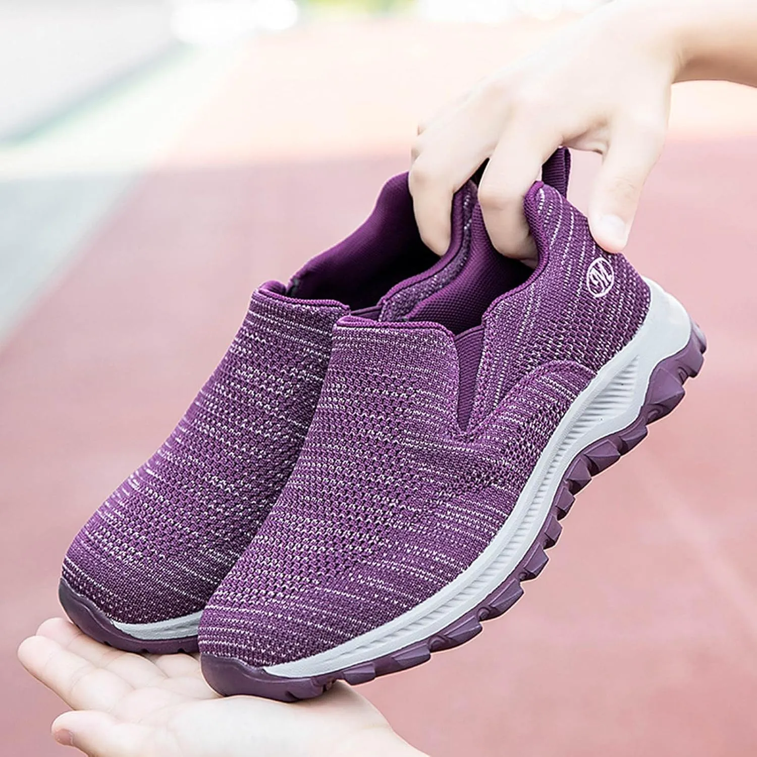 Foreign Trade New Flying Weaving Mesh Breathable Women's and Men's Shoes Round Head Low Top Classic Nylon Sneaker Womens