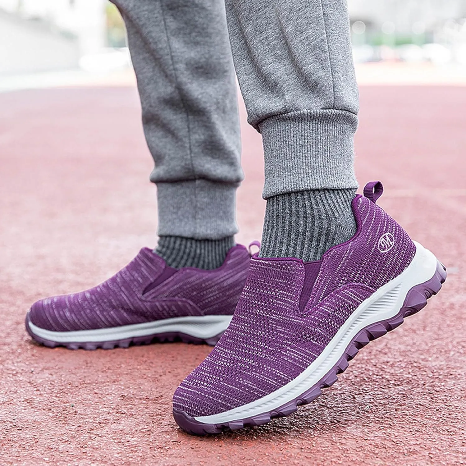 Foreign Trade New Flying Weaving Mesh Breathable Women's and Men's Shoes Round Head Low Top Classic Nylon Sneaker Womens