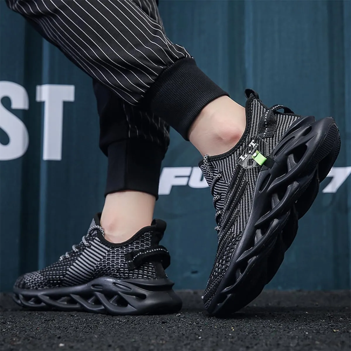 FUJEAK Mens Slip On Running Walking Sneakers Fashion Comfortable Gym Hiking Trainers Breathable Soft Ultralight Casual Work Shoes