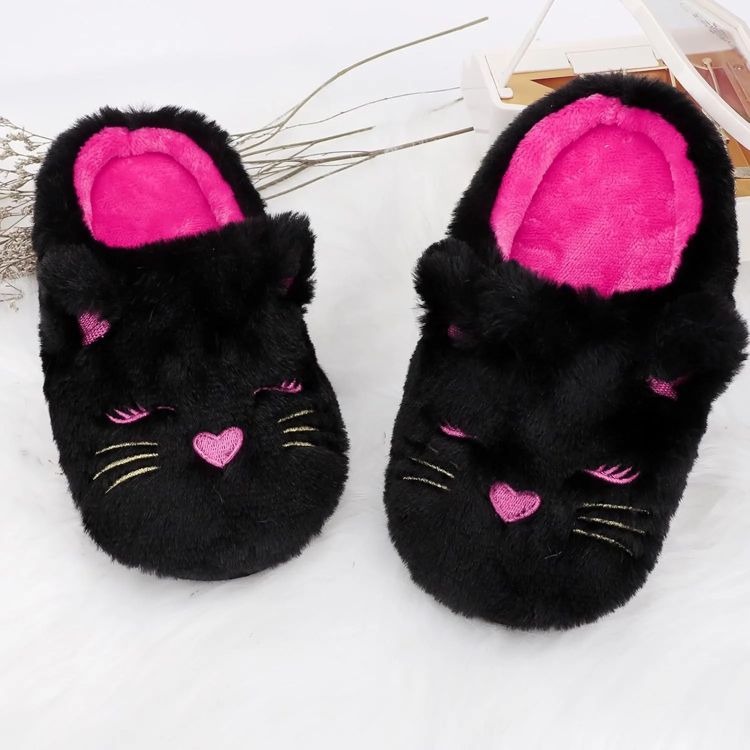 Fuzzy Cat Slippers for Girls, Funny Animal House Shoes with Soft Memory Foam, Comfy Plush Warm Slip-on Slippers