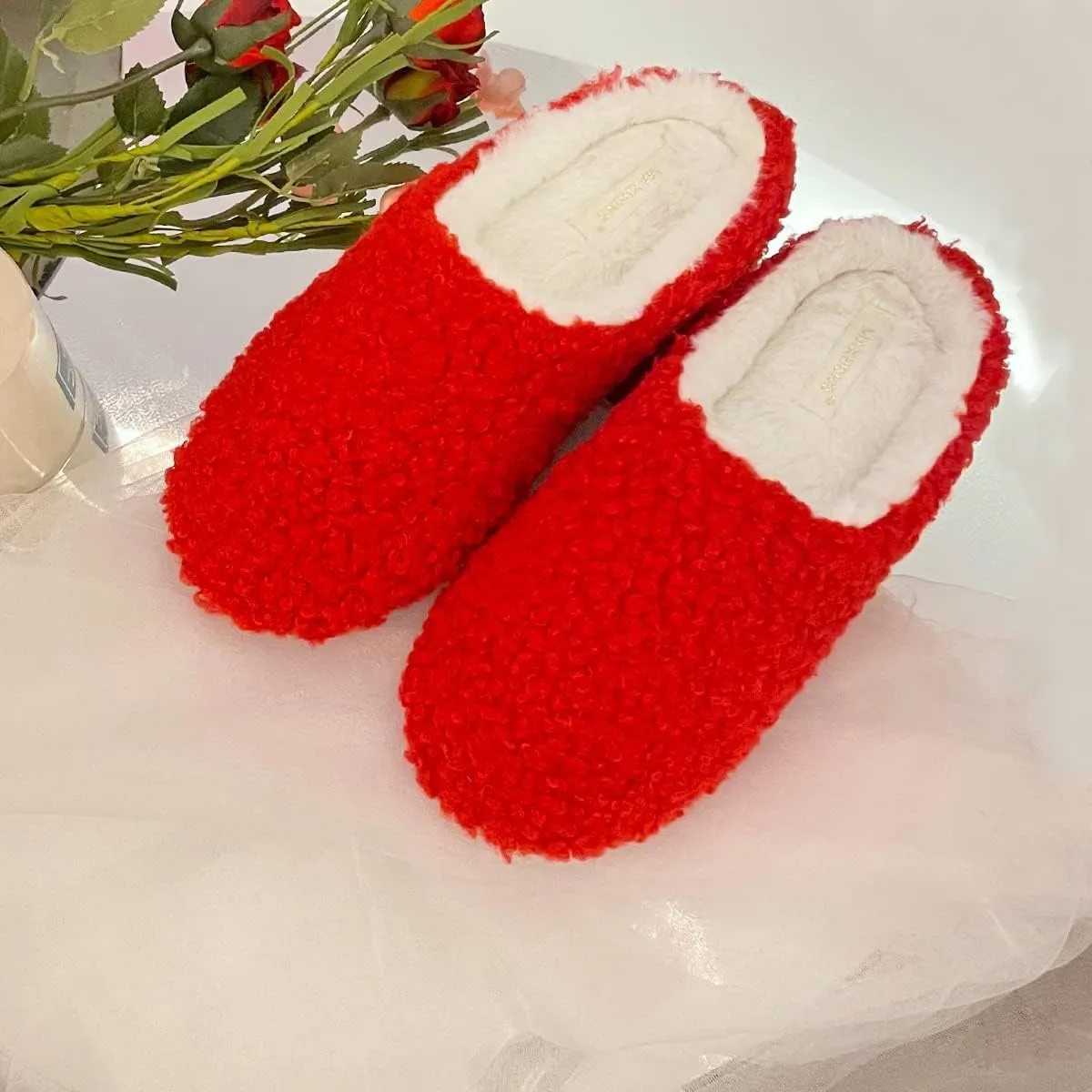 Fuzzy Curly House Slippers for Women With Memory Foam, Winter Cozy Lightweight Washable Ladies Slippers for Indoor Rubber Sole Slip on