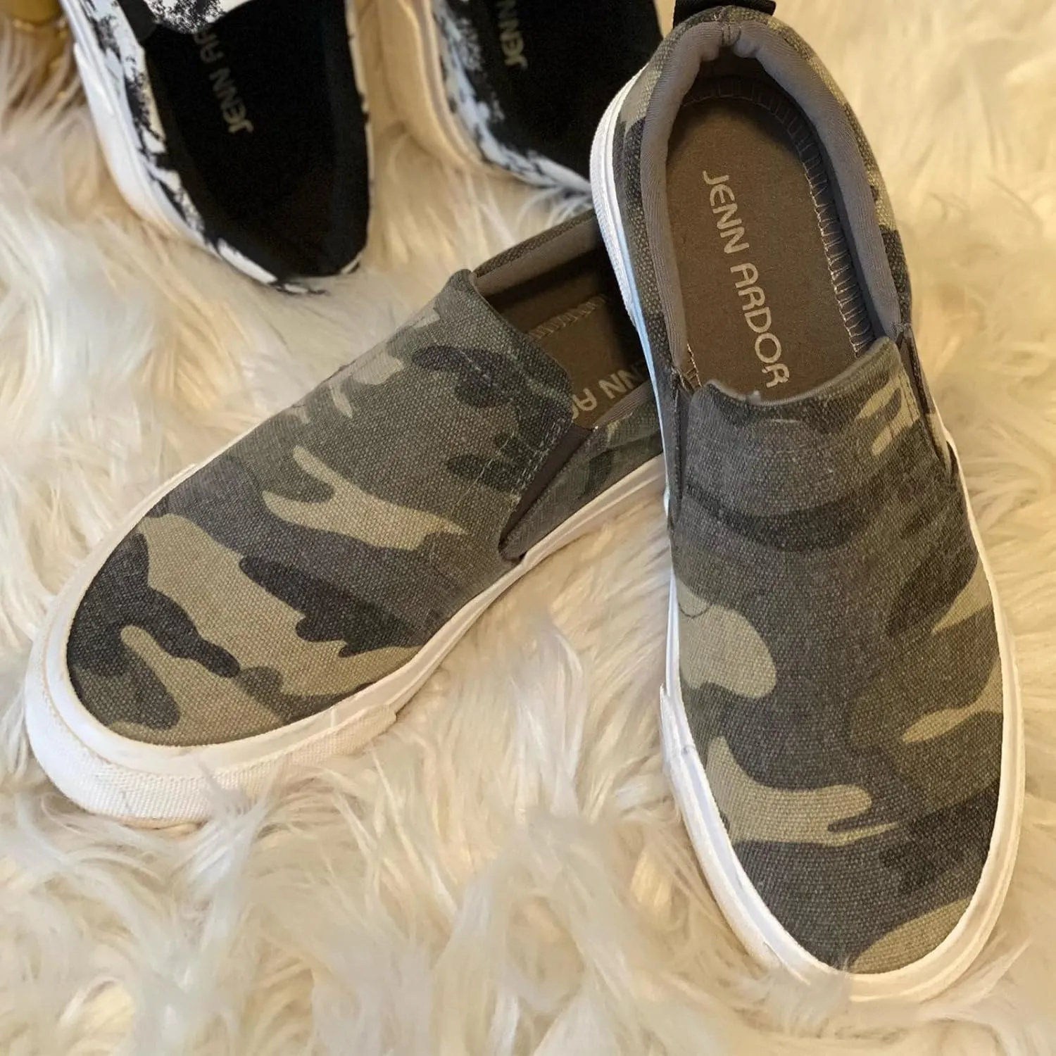 JENN ARDOR Slip On Sneakers Women Comfortable Walking Slip On Shoes Women Memory Foam Womens Fashion Loafers for Women Casual Shoes for Women Flats