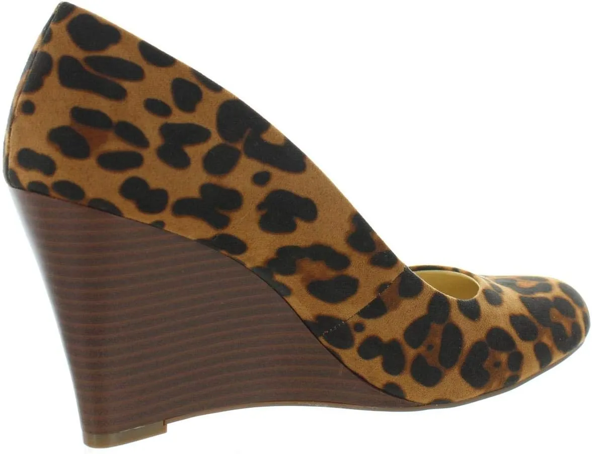 Jessica Simpson Women's Cash Slip On Wedge