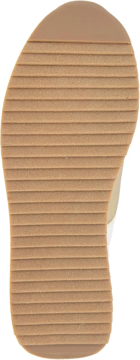 Kenneth Cole REACTION Women's Cameron Easy on Puff Sneaker