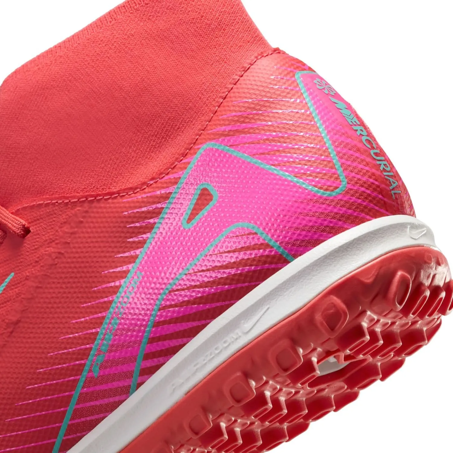 Nike Men's Low Shoe Sneaker