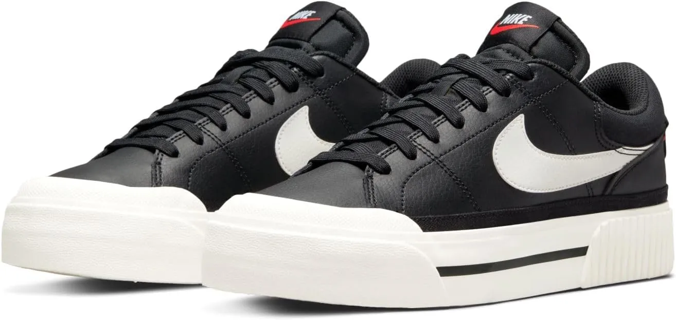 NIKE Women's Sneaker