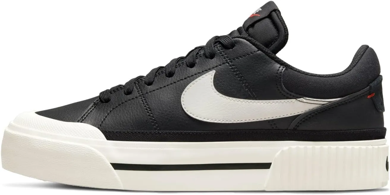 NIKE Women's Sneaker