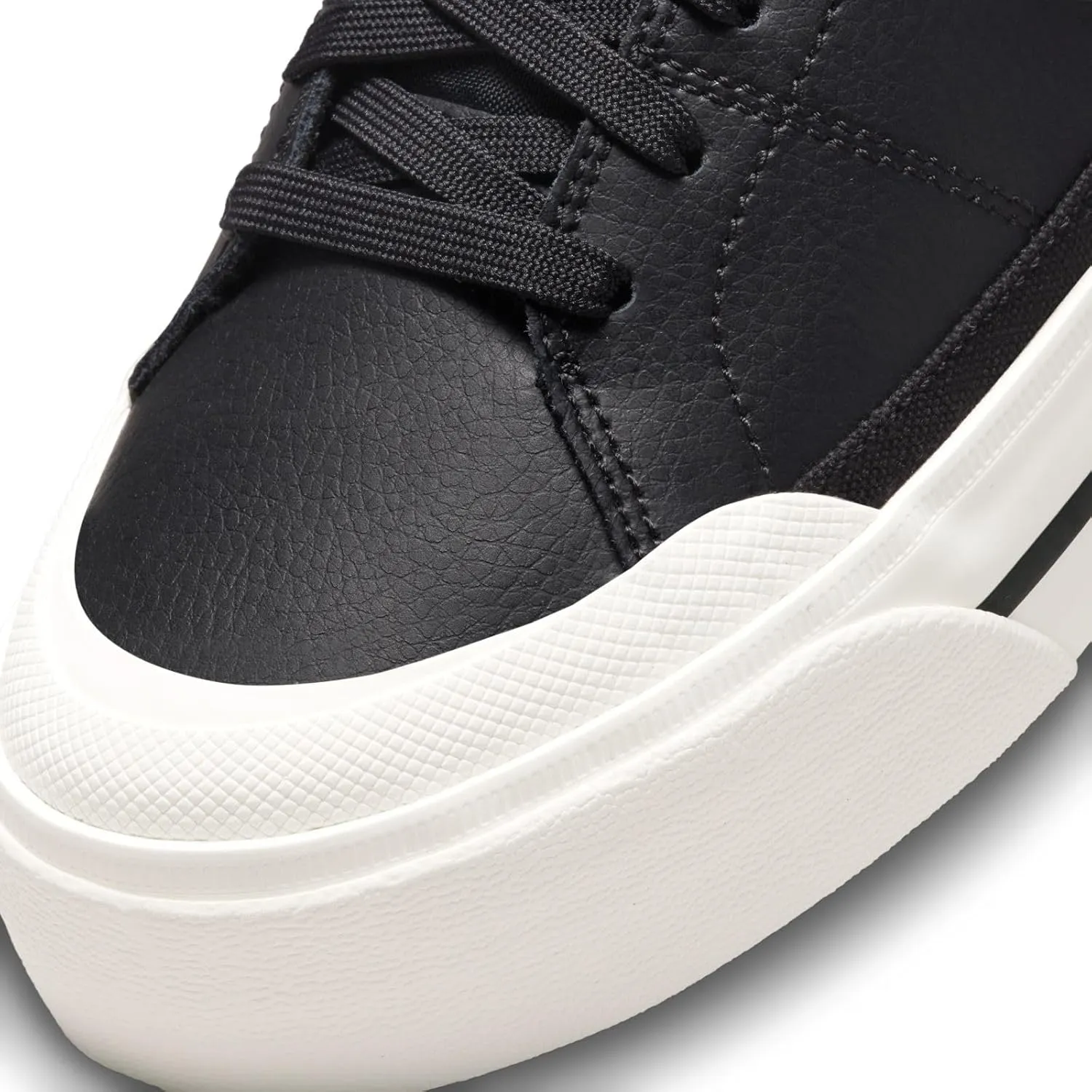 NIKE Women's Sneaker