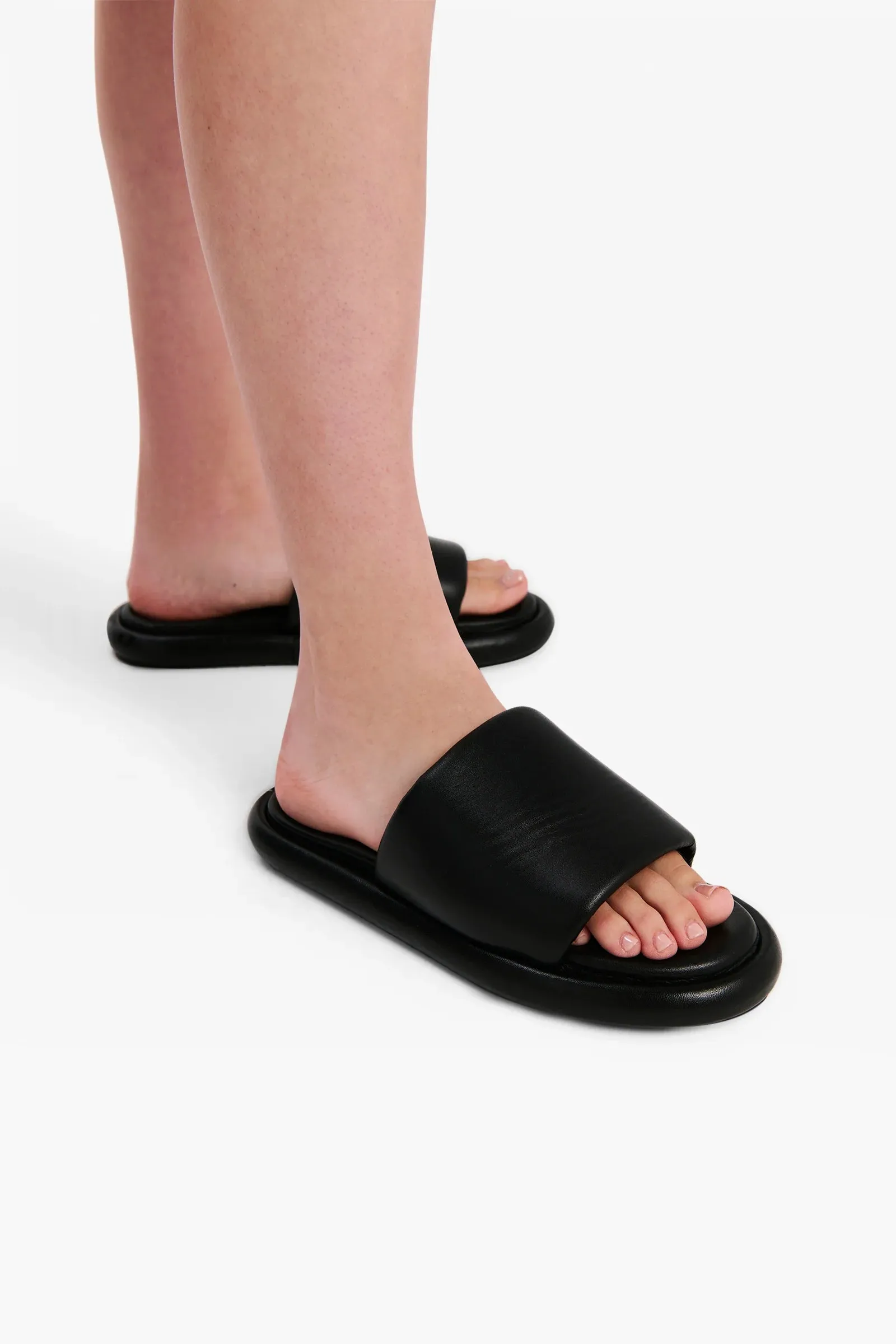 NIKO SLIDE | BLACK