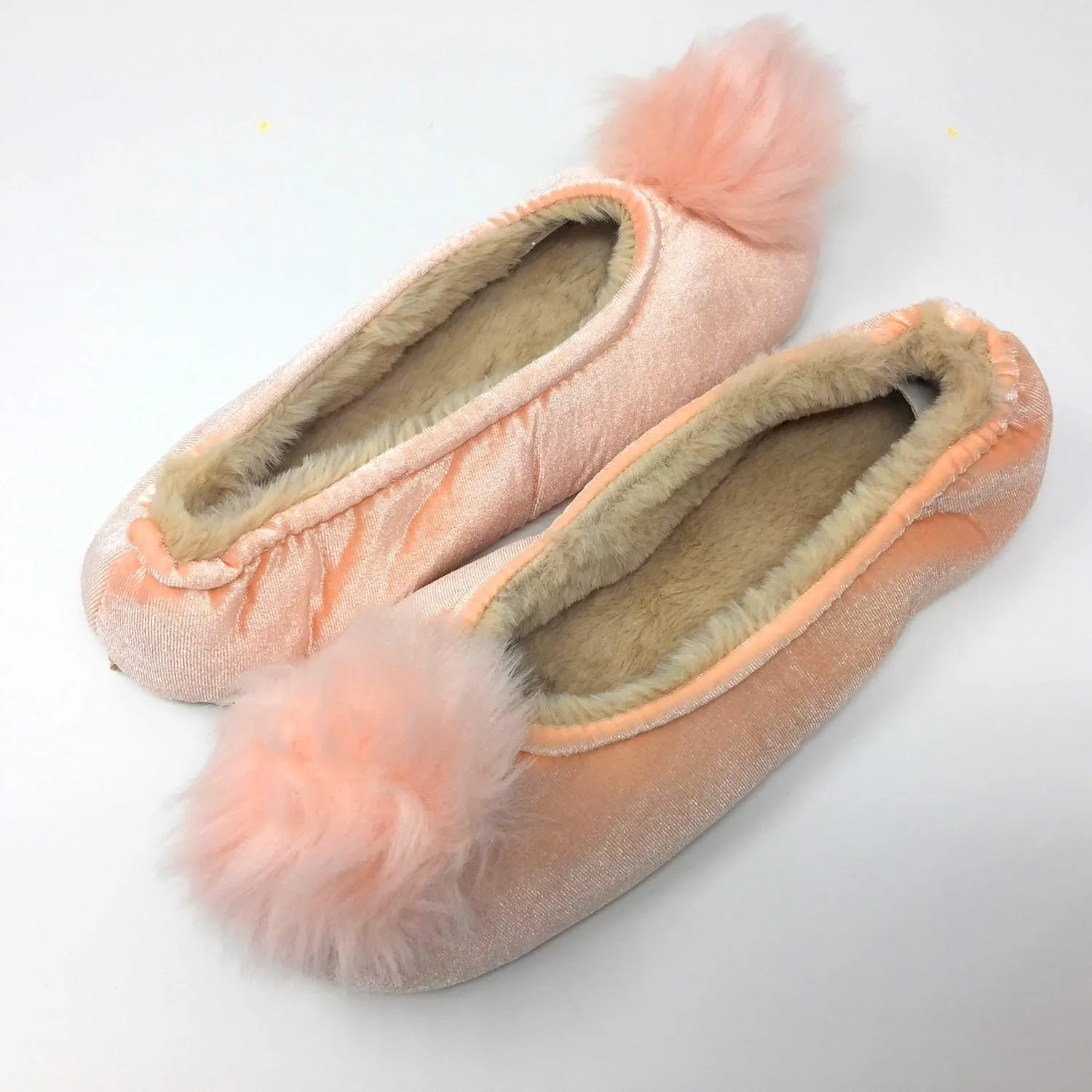 ooohyeah Women’s Cute Novelty Slip On Slippers, Fuzzy Plush House Indoor Anti-Skid Slippers for Women