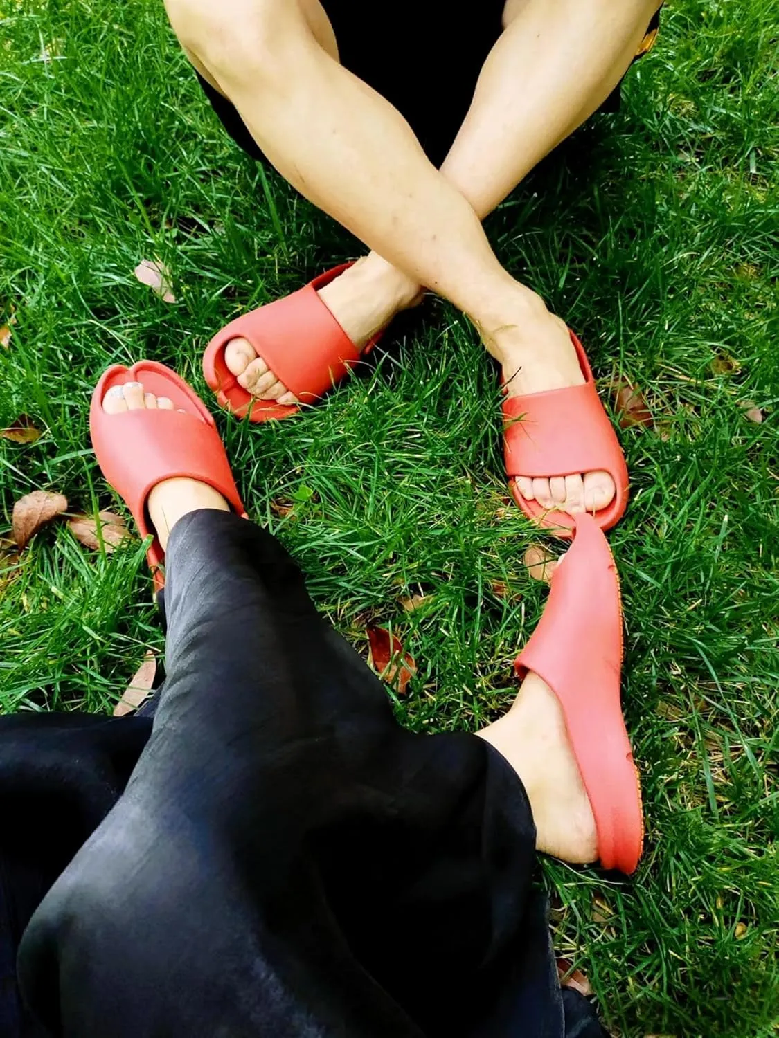 Outdoor Slide Sandals, Non Slip Summer Slippers for Women and Men, Indoor Lightweight House Shower Shoes