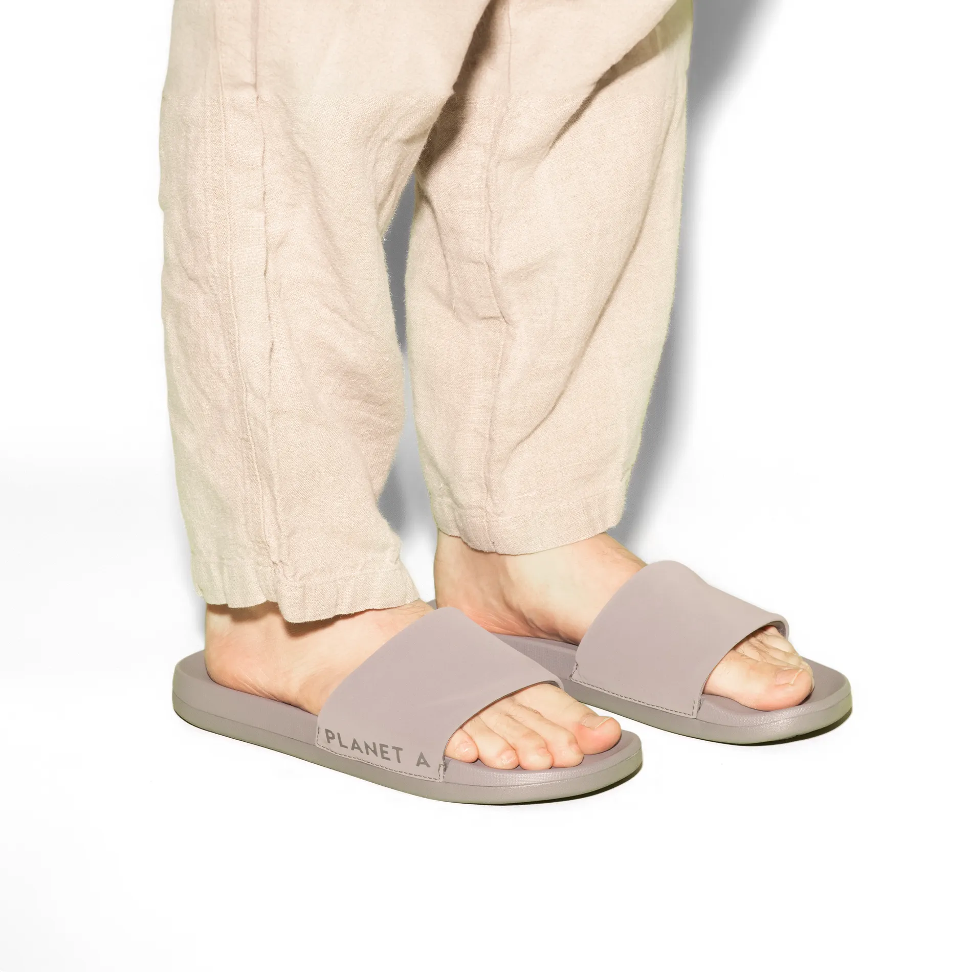 Planet A Women's REGNR8 Slide Sandal