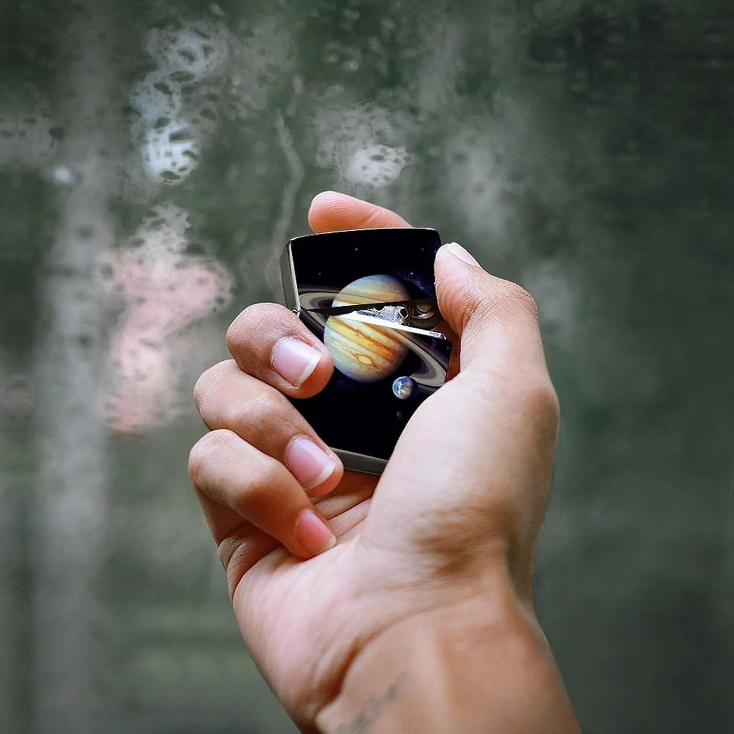 Planet Jupiter Metal Lighter Case, Durable Lighter Protective Cover with Personalized Graffiti Design Easy to Install, Universal Fit for Standard Lighters, Stylish & Unique Idea