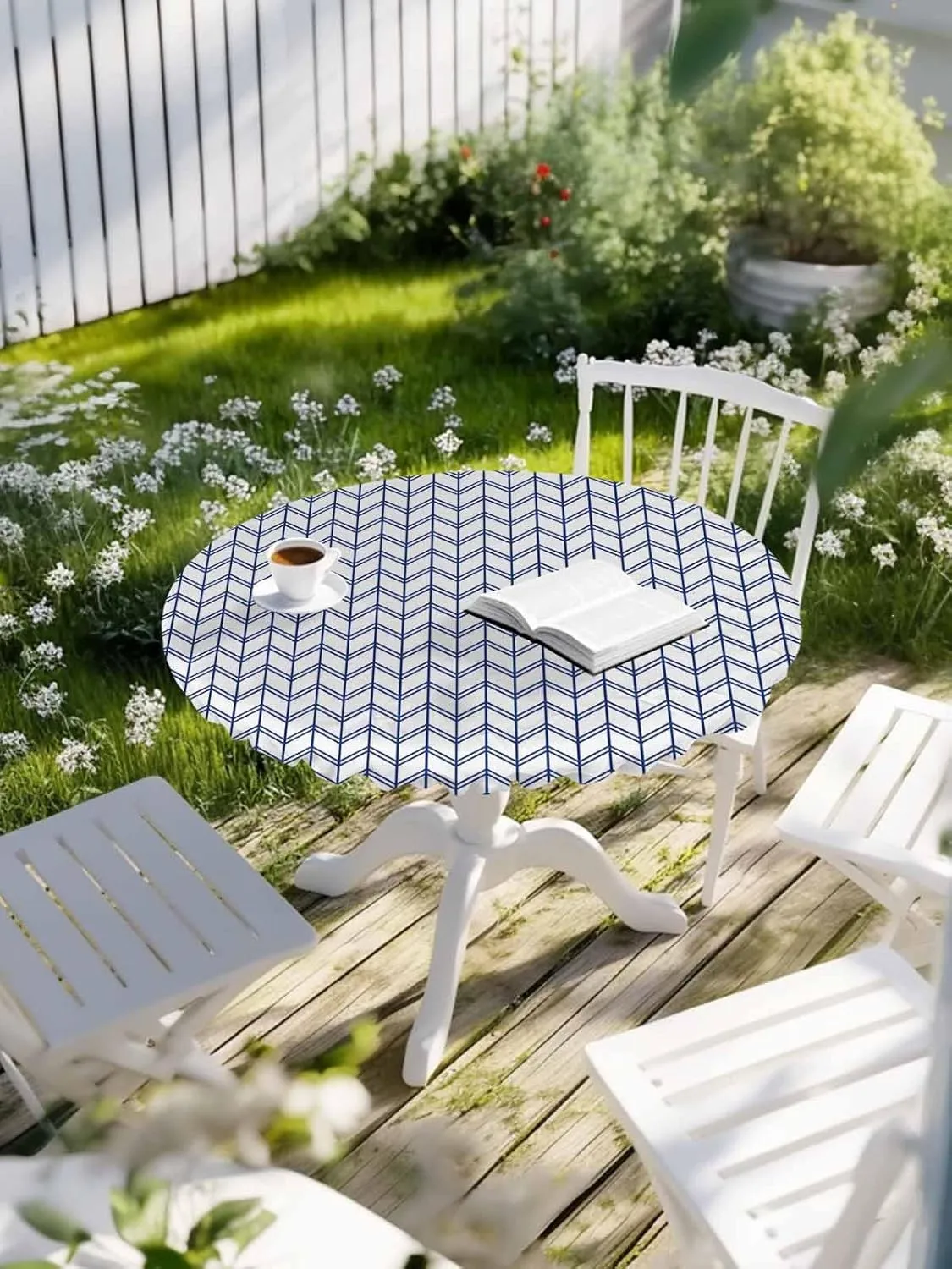 Round Fitted Tablecloth Abstract Herringbone Stripes Waterproof Table Cover for Indoor Outdoor Holiday Party Modern Navy Blue White Zigzag Elastic Edged Tablecloths Fit Up 45"-54" Tables