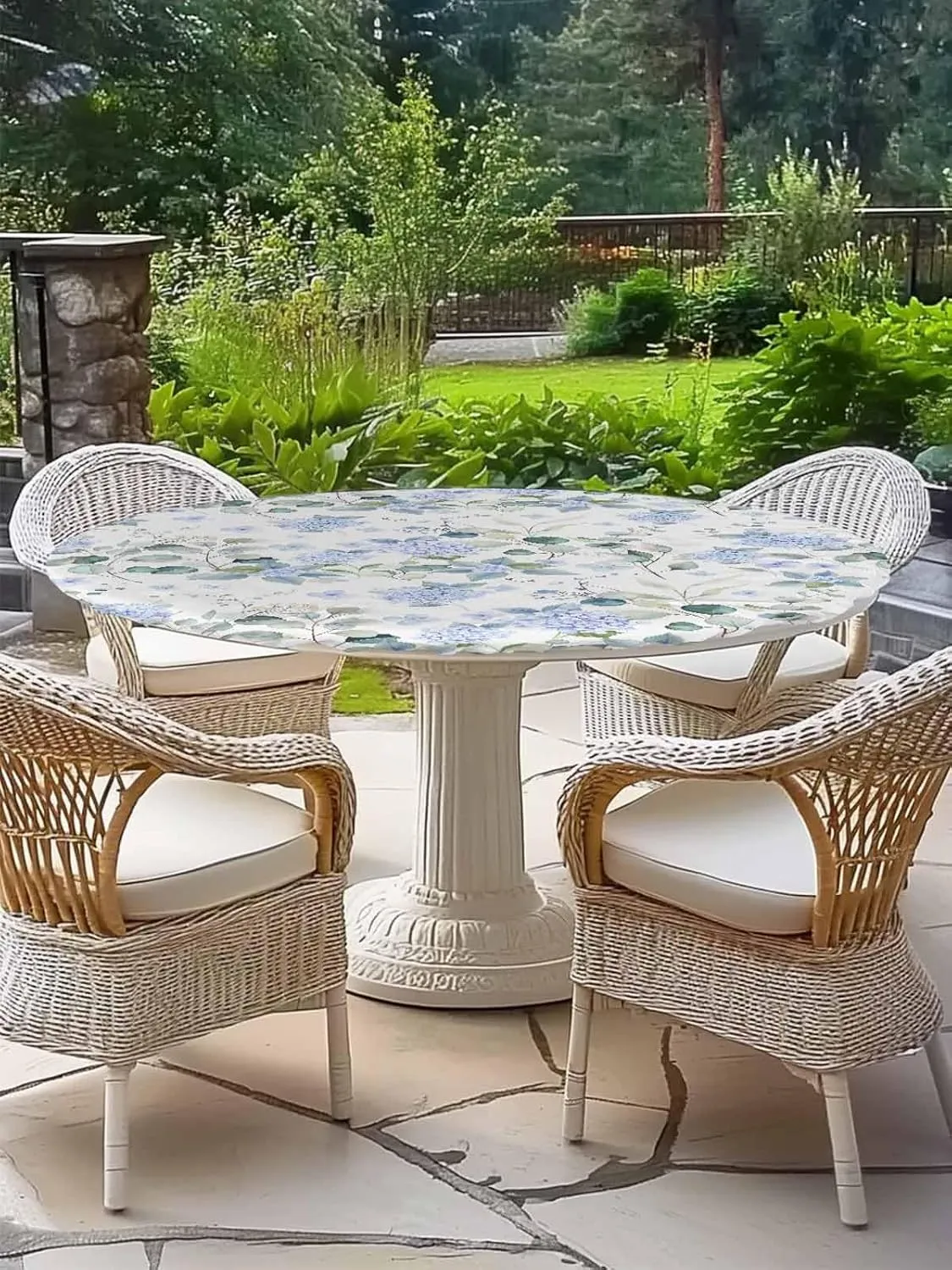 Round Fitted Tablecloth Farmhouse Blue Hydrangea Flower Waterproof Table Cover for Indoor Outdoor Holiday Party Country Eucalyptus Leaves Elastic Edged Tablecloths Fit Up 45"-54" Tables