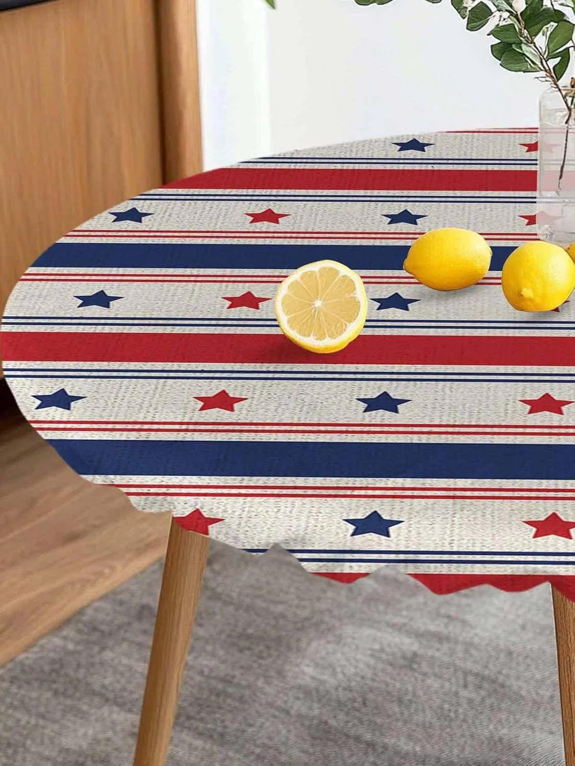 Round Fitted Tablecloth Retro Red and Blue Stars Stripes Waterproof Table Cover for Indoor Outdoor Holiday Party 4 of July Independence Day Elastic Edged Tablecloths Fit Up 45"-54" Tables