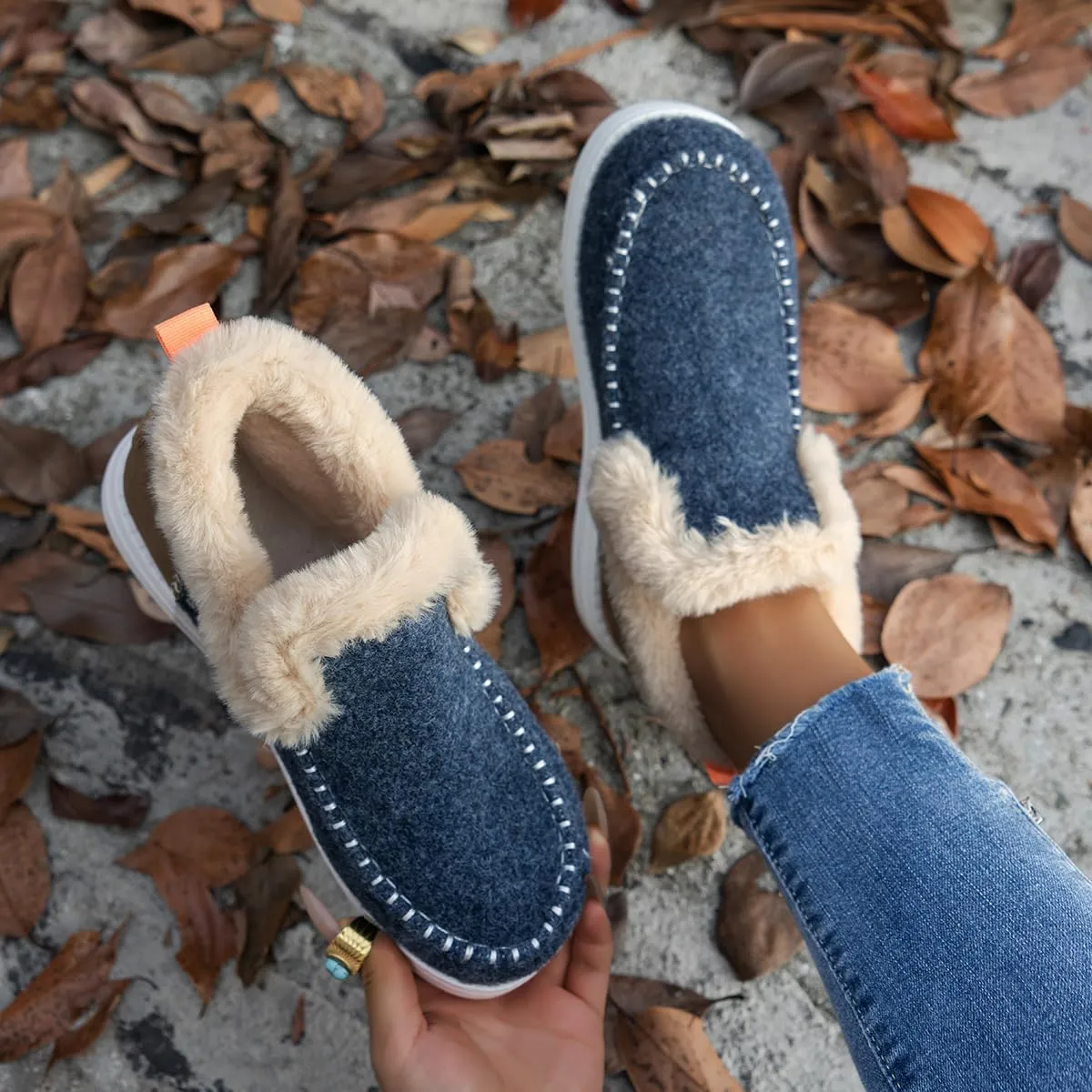 SACFOF Womens Winter Flat Fluffy Snow Boots,Warm Faux Fur Lining Anti-Slip Slip on Loafer Casual Outdoor Plush Short Booties