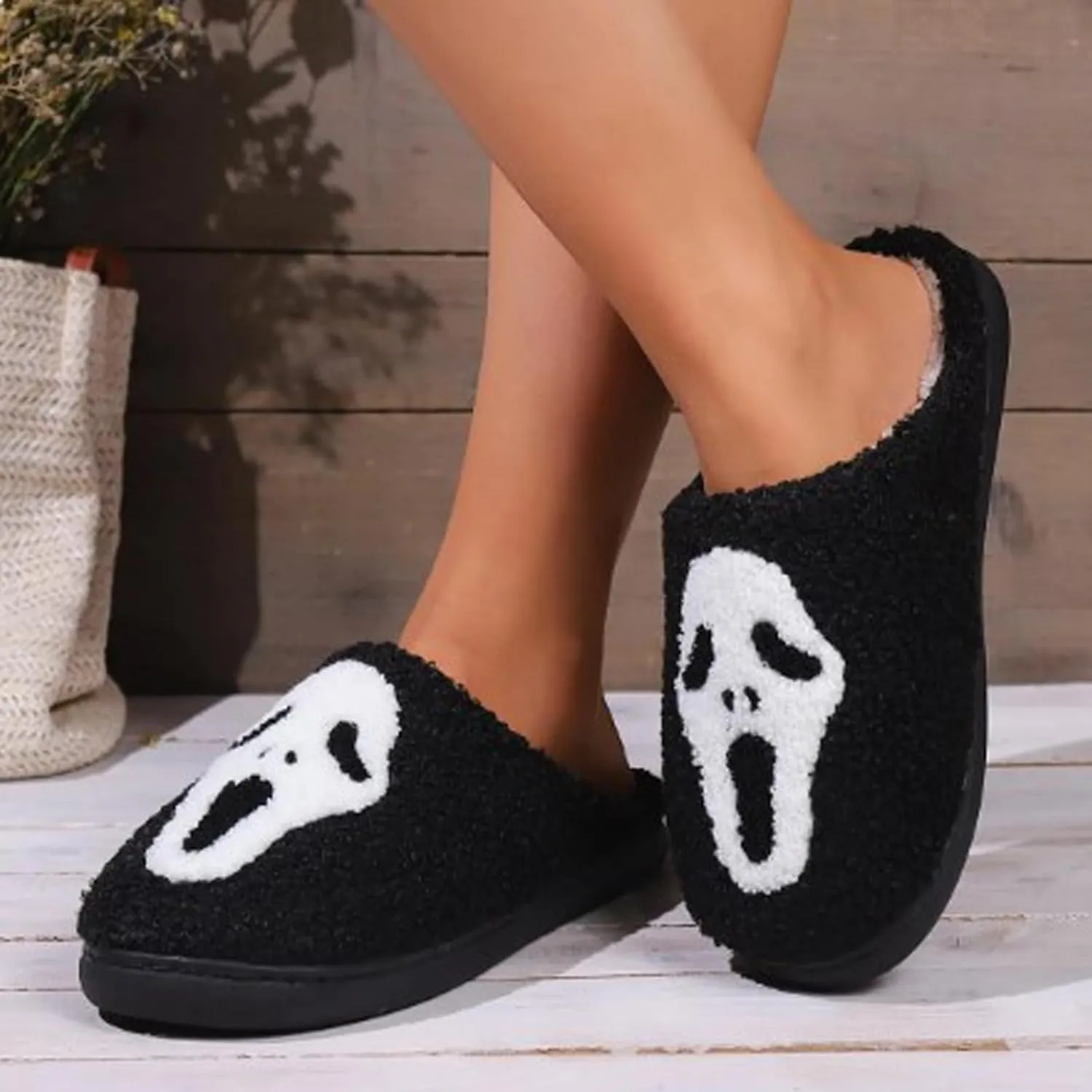 Scream Ghostface Slippers, Halloween Pumpkins Slippers Soft Plush Spooky Slides For Women Men