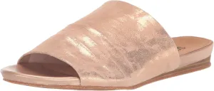 SoftWalk Women's Camano Sandal