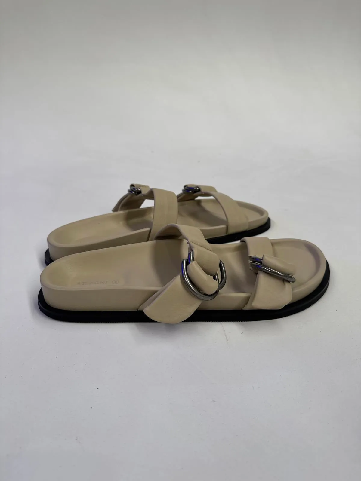 ST. AGNI Stylish Ring Detail Slide Sandals