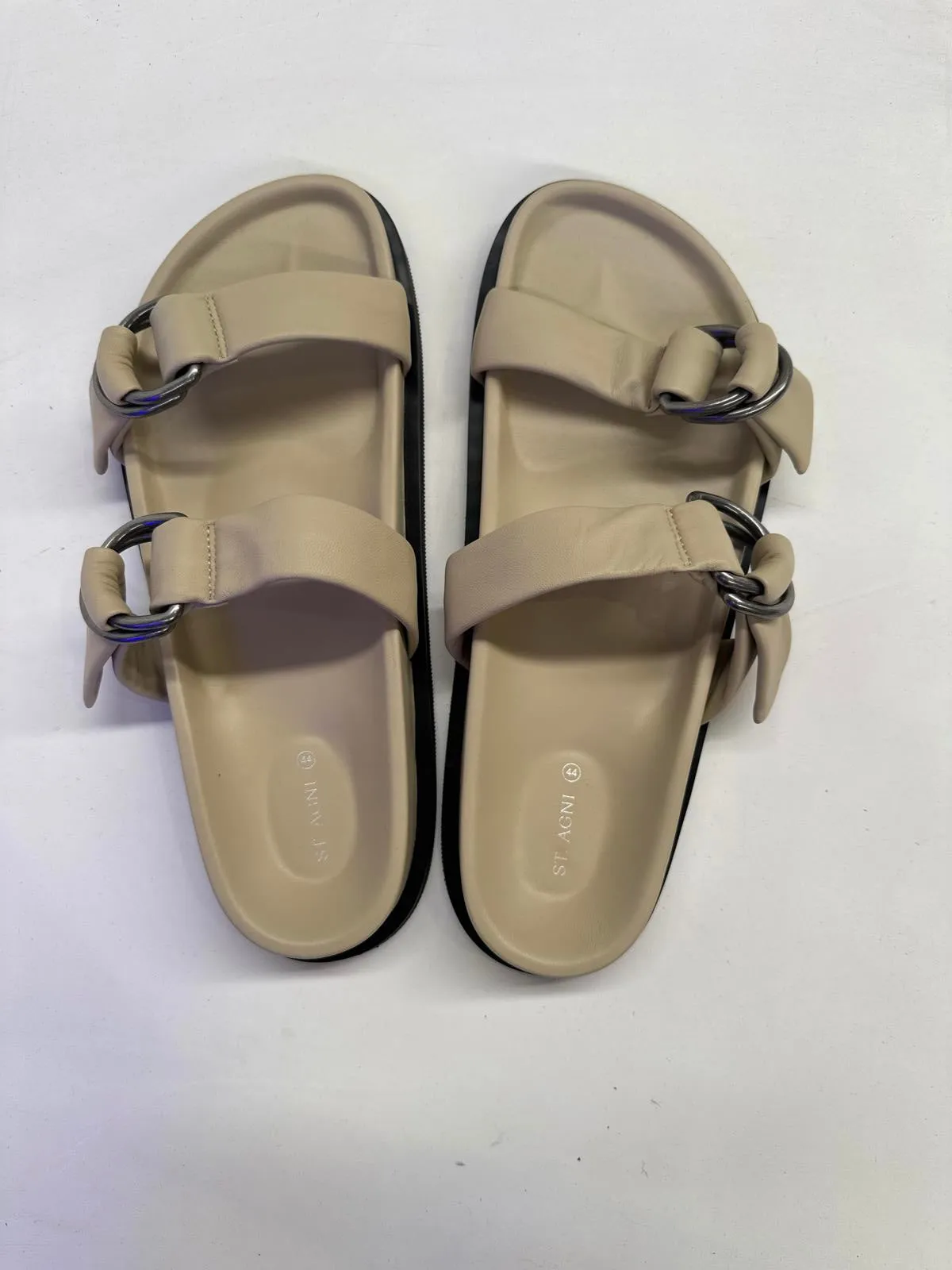 ST. AGNI Stylish Ring Detail Slide Sandals