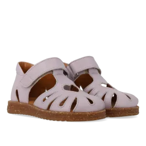 Starter heart sandal