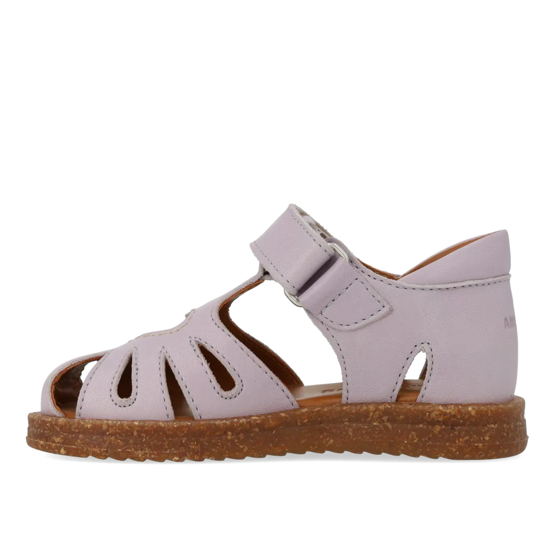 Starter heart sandal