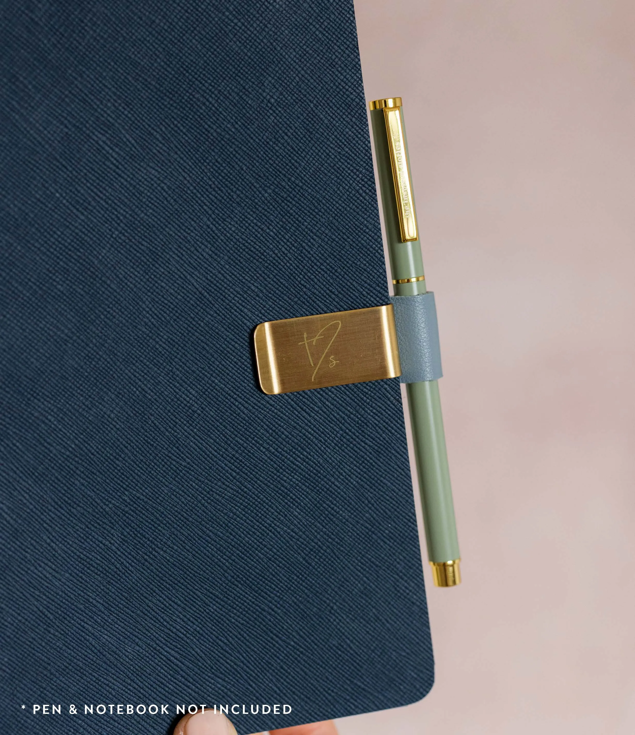 Stylish Pen Holder