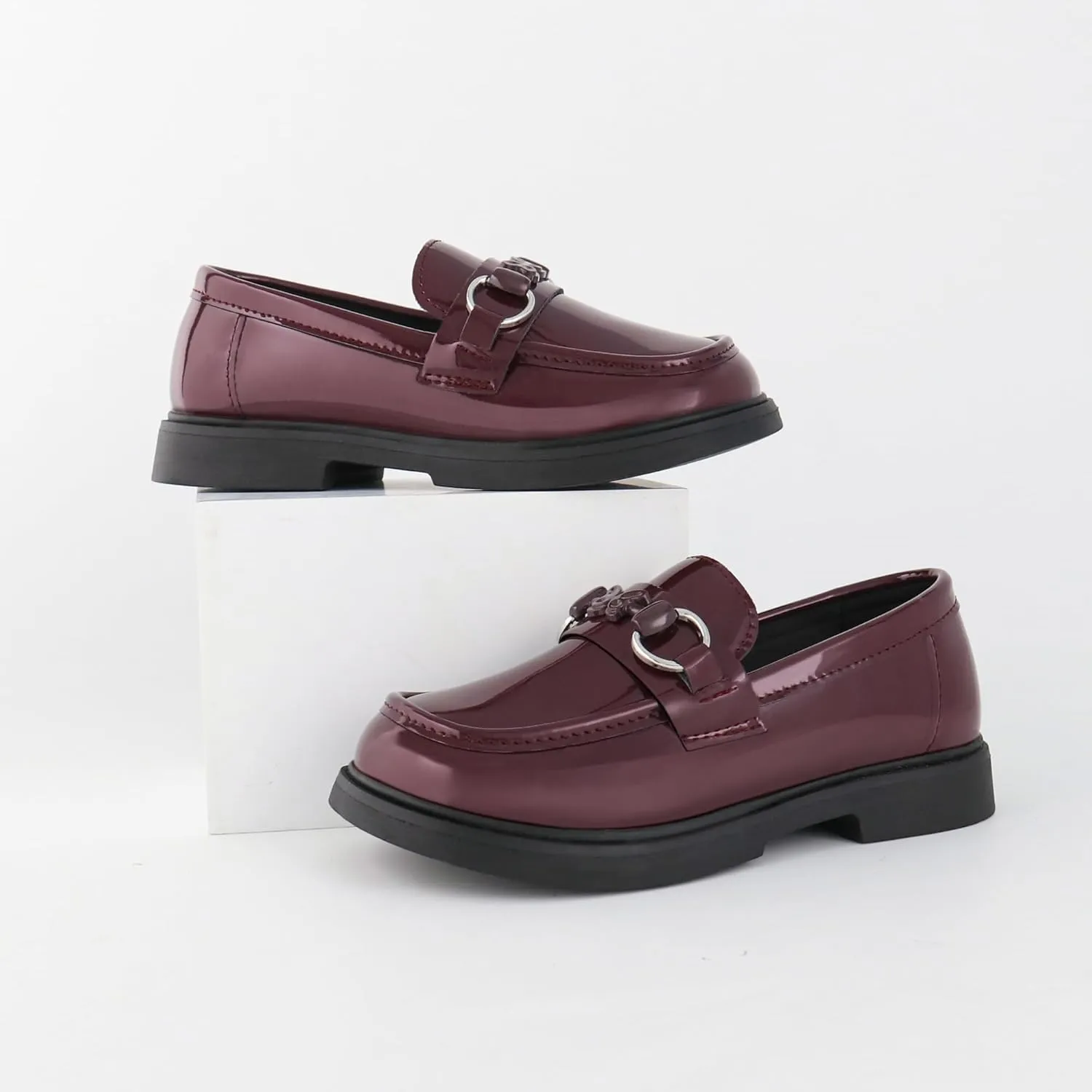 Tobfis Girls Slip-On Round Toe Oxford Butterfly Metal Chain Patent Leather Penny Loafers Flats Church School Uniform Kids Moccasins Dress Shoes (Toddler/Little Kid/Big Kid)