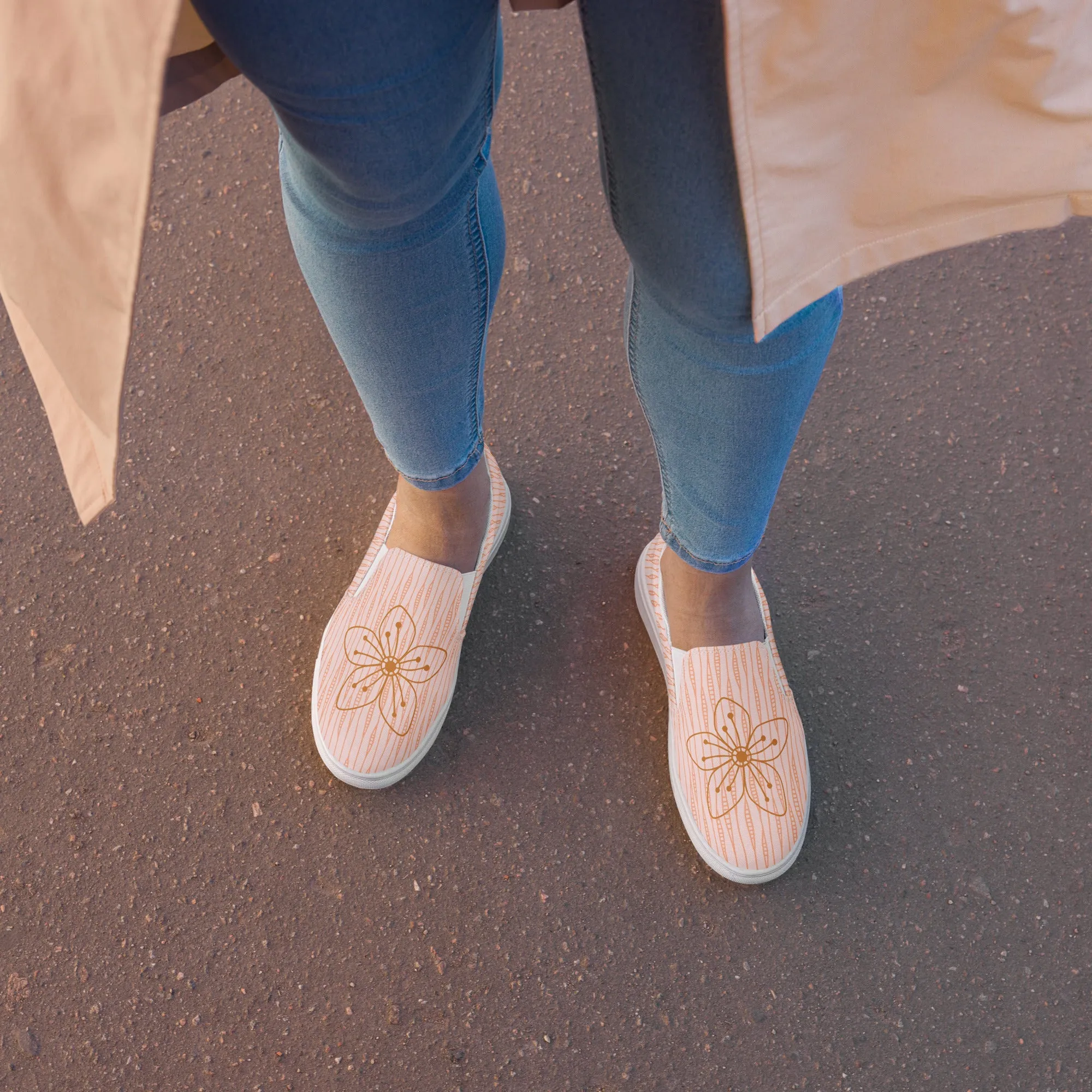 True Inspiration Limited-Edition slip-on shoes