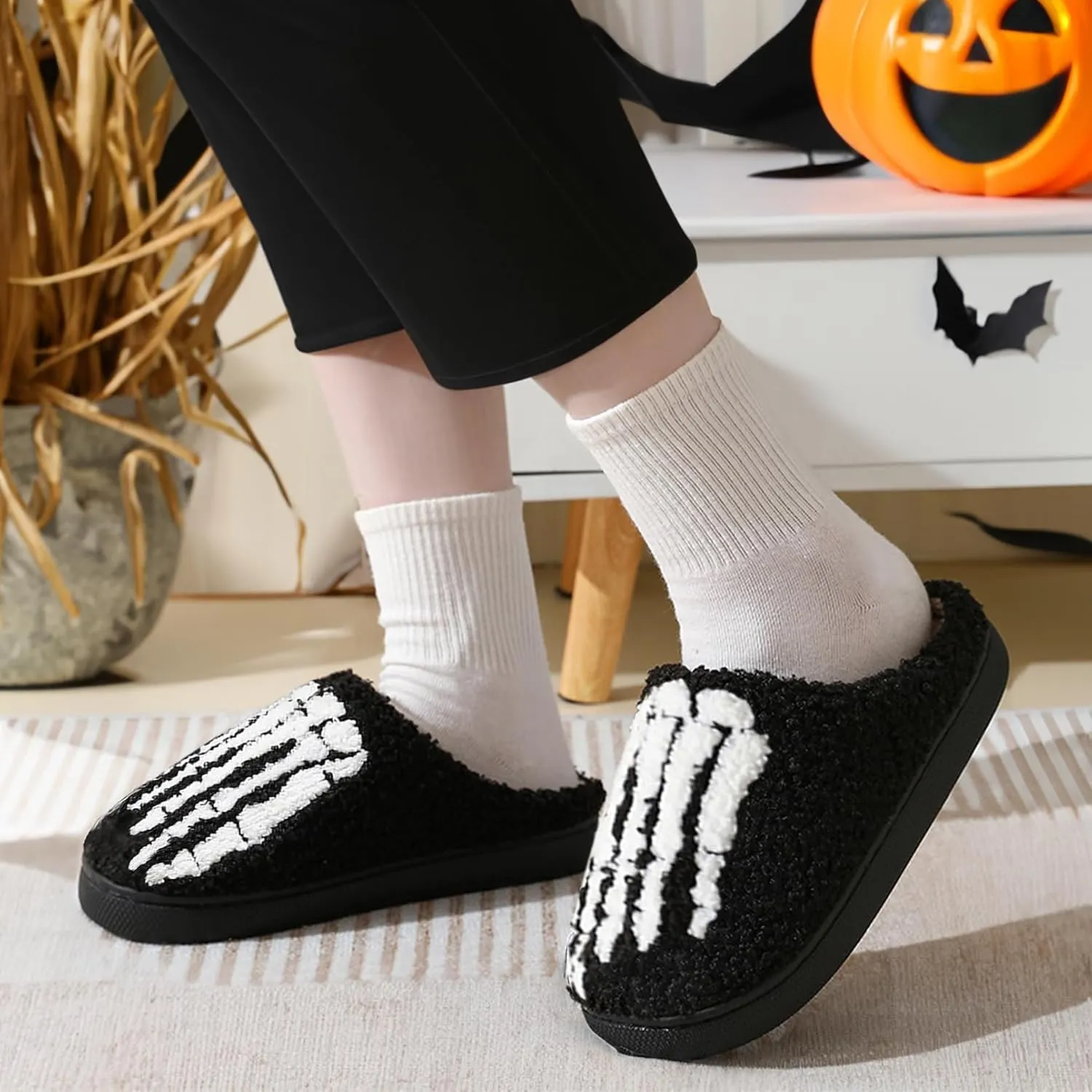 Unisex Leopard Print Happy Face Slippers - Retro Memory Foam Soft Plush Non-Slip Home Shoes