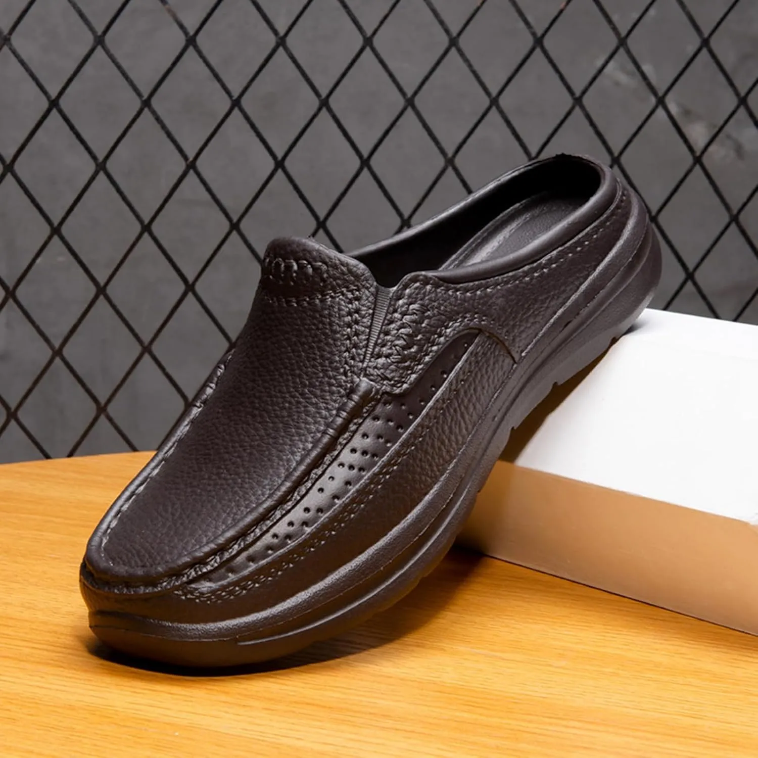 URLECHS Men's Leather Mules Clogs Slippers Breathable Punching Comfortable Slip On Loafers Outdoor Casual Non-Slip Driving Shoes