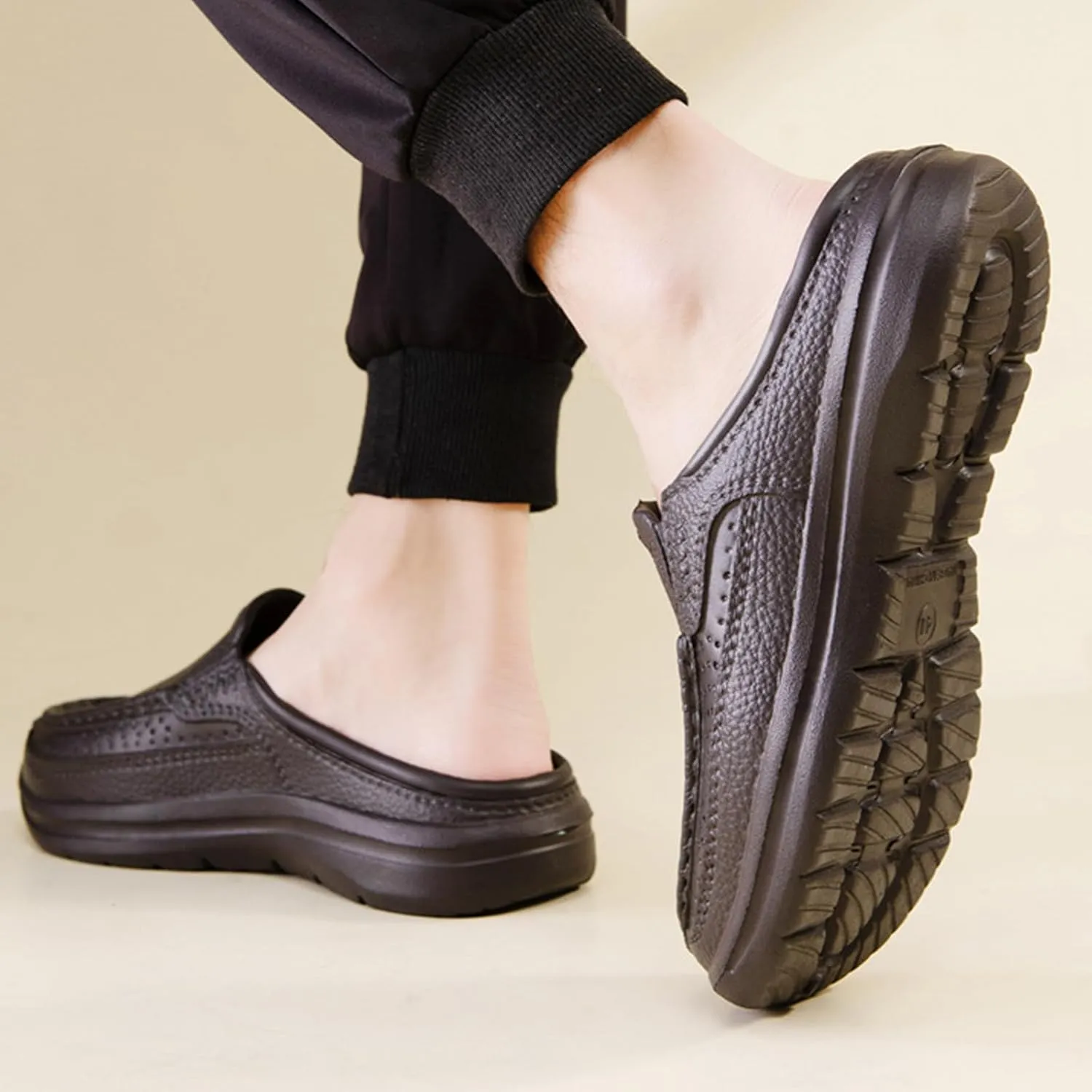 URLECHS Men's Leather Mules Clogs Slippers Breathable Punching Comfortable Slip On Loafers Outdoor Casual Non-Slip Driving Shoes