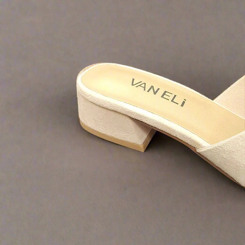 VANELI - Hera - Nude