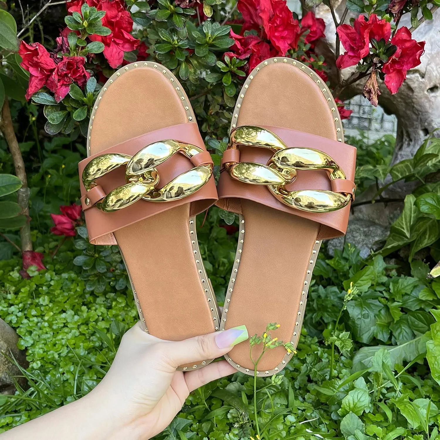 Women's Flat Heels Open Toe Backless Slippers Metallic Chains Slip On Summer Indoor Outdoor Slide Sandals.