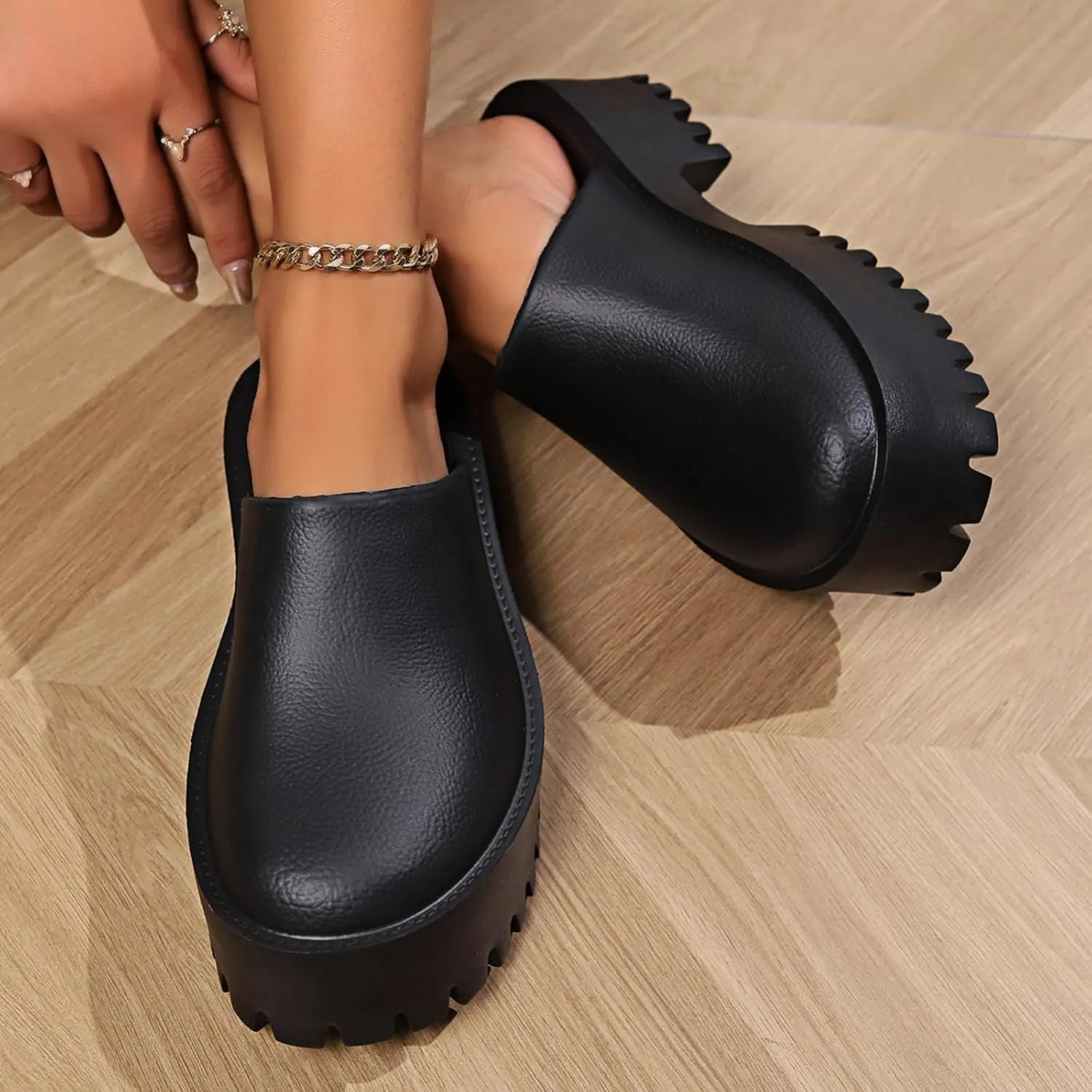 Womens Platform Mules Slip On Sandals Closed Toe Clogs Non-Slip Thick Sole Waterproof Slippers
