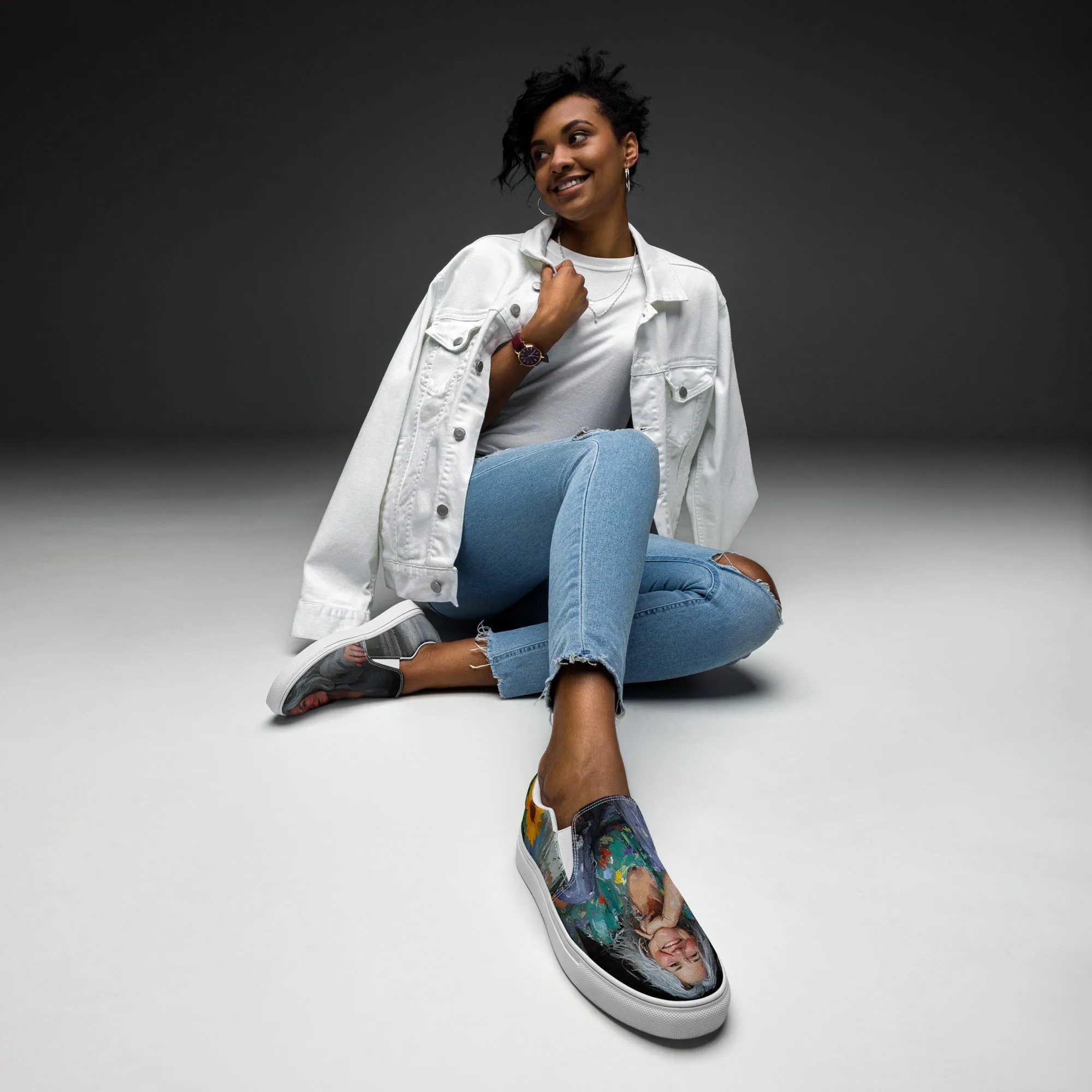 Women’s slip-on canvas shoes