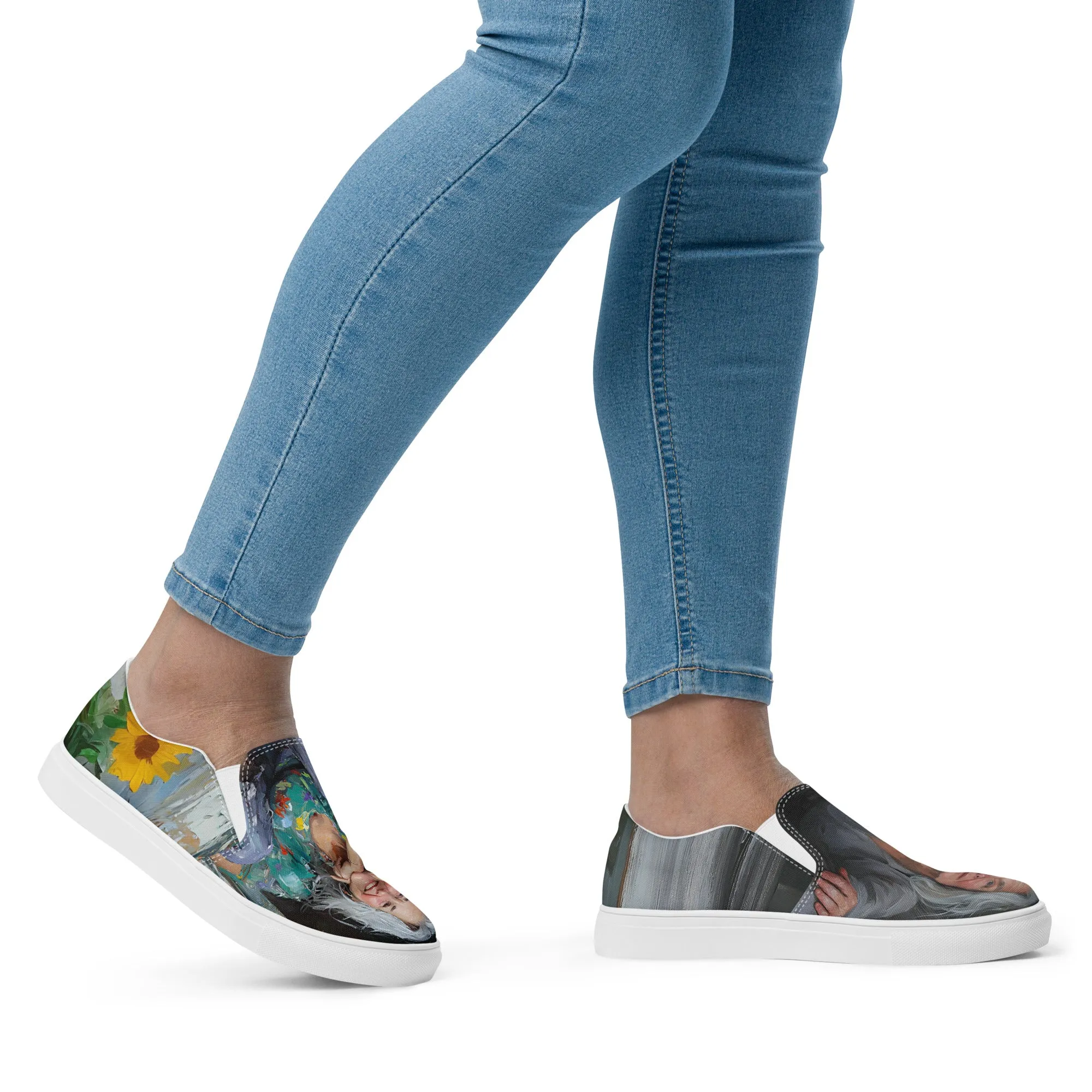 Women’s slip-on canvas shoes