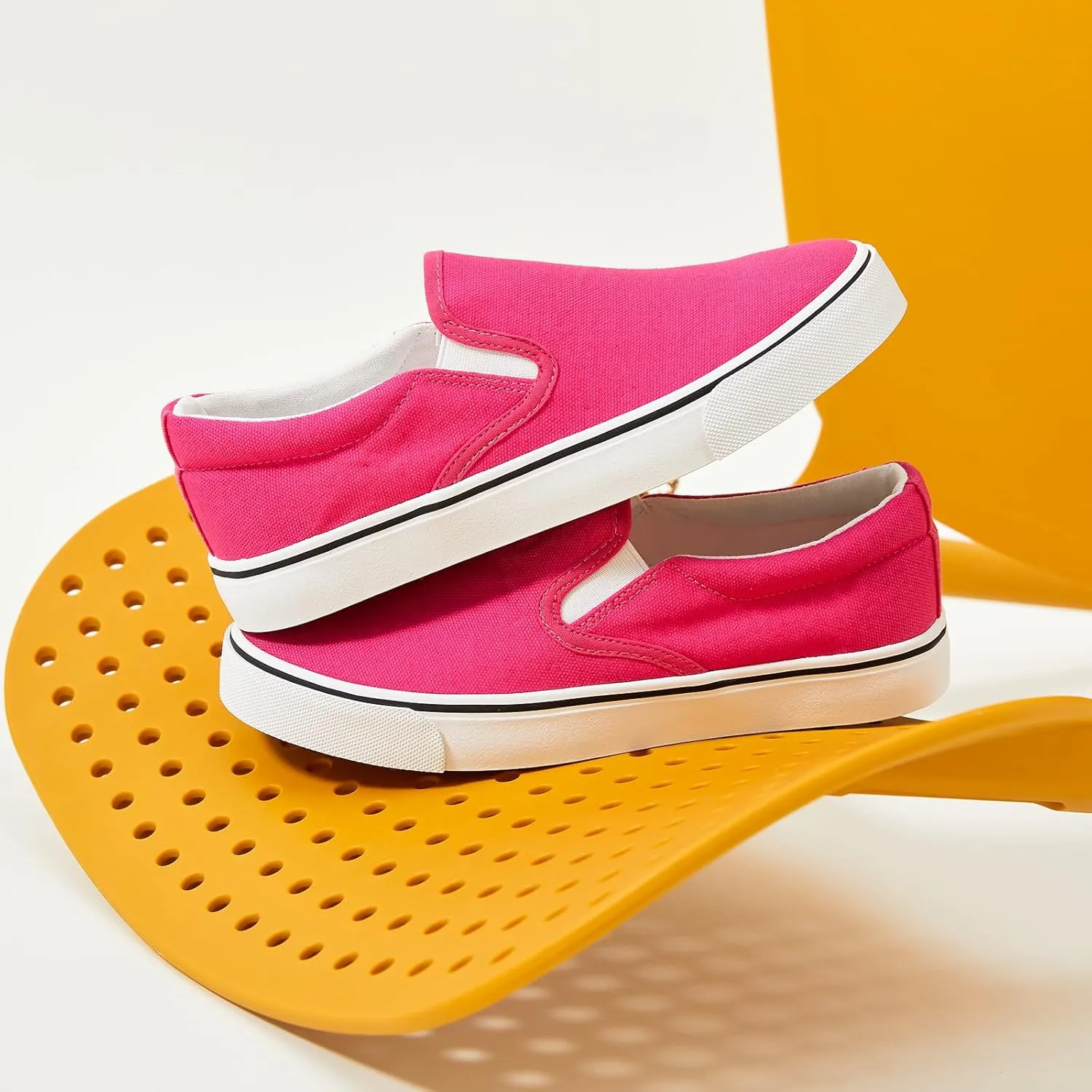 Women's Slip on Shoes Canvas Sneakers Loafers Non Slip Shoes Low Top Casual Shoes